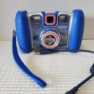 V Tech Kidizoom Digital Kids Duo Selfie Camera Pix Blue 2.0 Mega Pixels Works